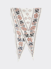 Diamond-Shaped Scarf with Print