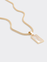 Short Necklace with Rectangle Mother-of-Pearl Pendant