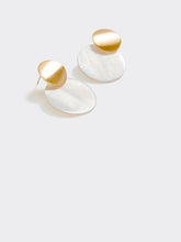 Disc Earrings with Mother-of-Pearl Pendant