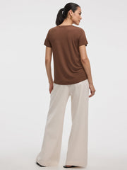 V-Neck Tee - R Essentials