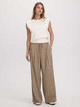 Wide-Leg High-Rise Pant - The Timeless