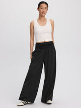 High-Rise Wide-Leg Pant - PULSE (R) Hyba