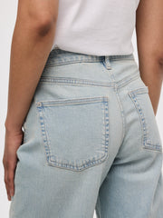 Wide-Leg Mid-Rise Jean