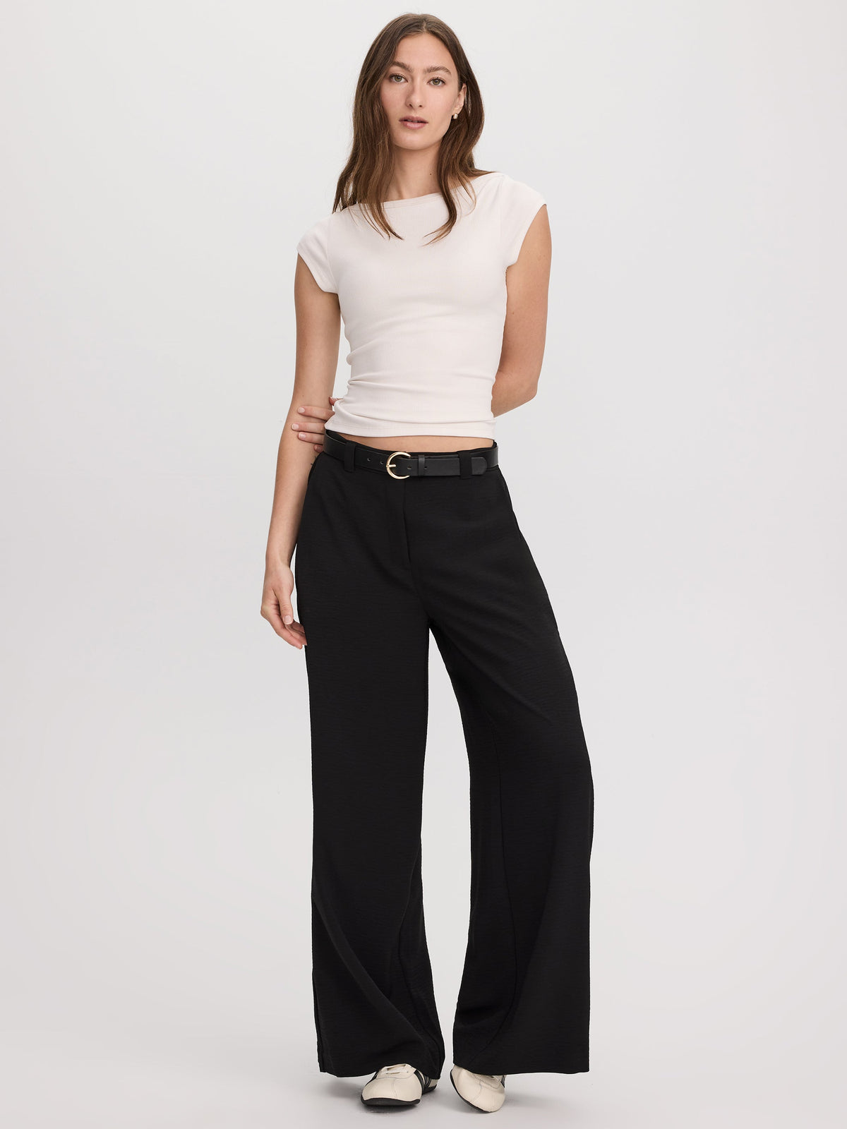 Wide-Leg High-Rise Pant