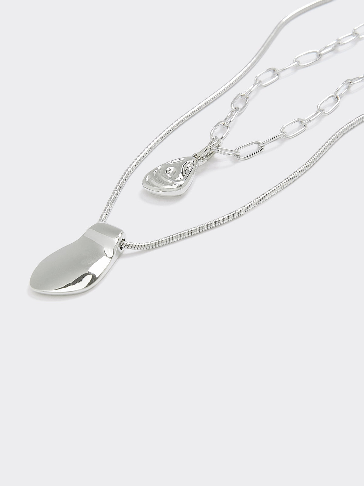 Double-Chain Short Necklace with Organic Pendant