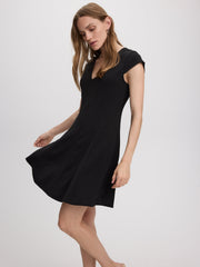 Shortsleeve V-Neck Dress