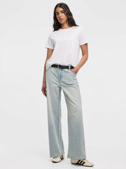 Wide-Leg Mid-Rise Jean