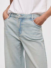 Wide-Leg Mid-Rise Jean