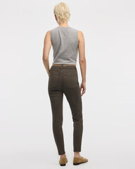 Skinny-Leg High-Rise Jean - The Signature (R)