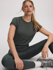 Crew-Neck Tee - DRY-LUX (R) Hyba Essentials