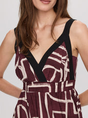 Sleeveless Sweetheart Midi Dress