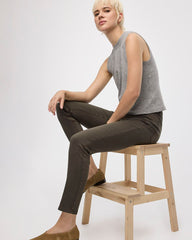 Skinny-Leg High-Rise Jean - The Signature (R)