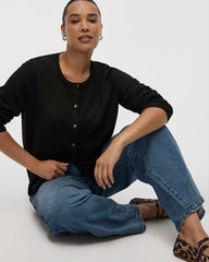 Crew-Neck Cardigan - R Essentials