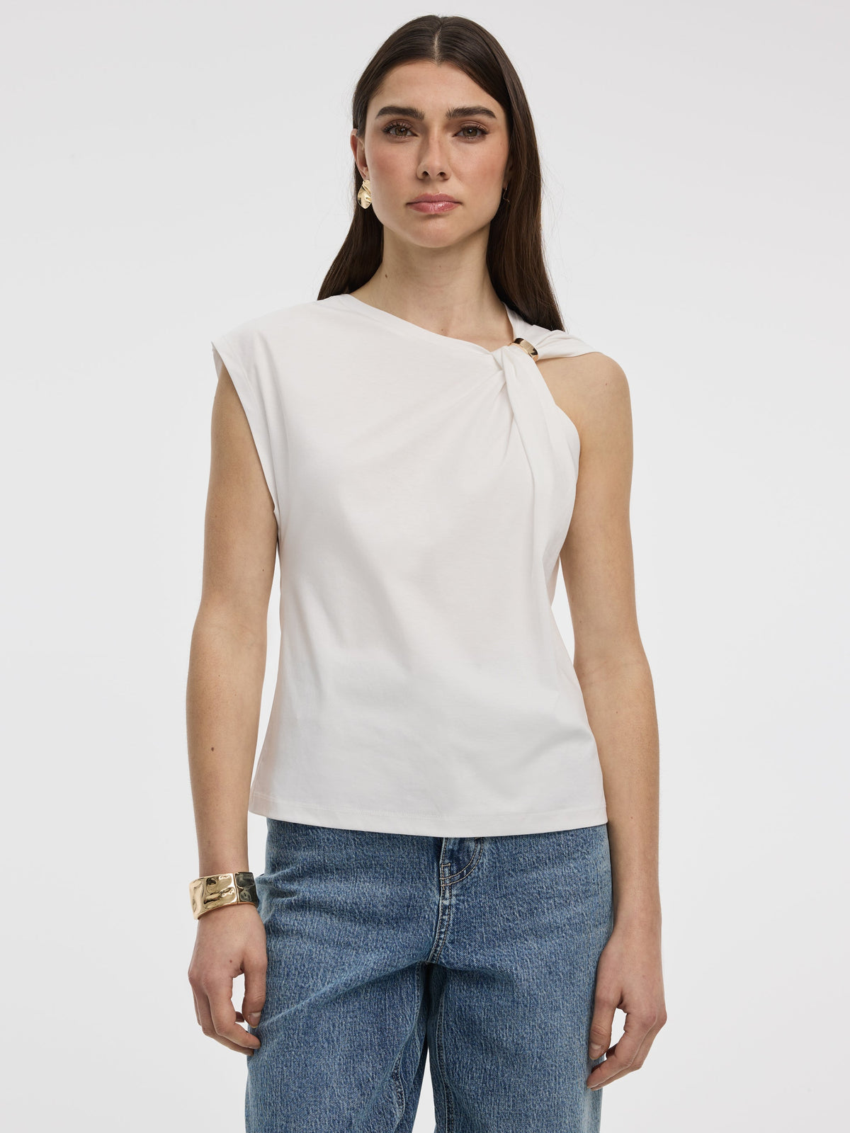 Shirred Tee with Metal Ring